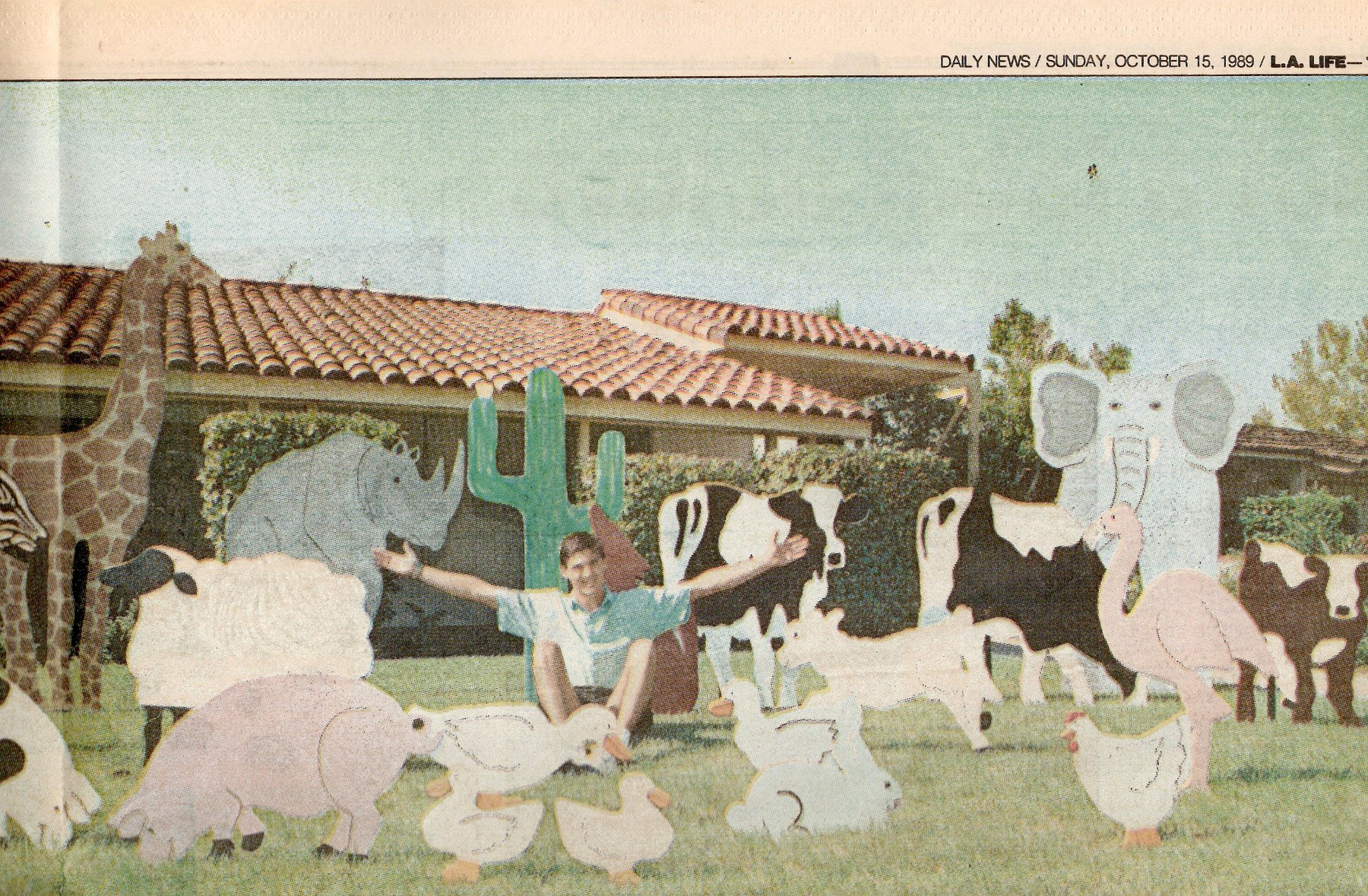 Daily News photograph from October 15, 1989 showing the original plywood animal display